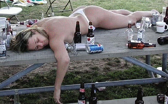 Click image for larger version

Name:	Drunk broad passed out.jpg
Views:	0
Size:	125.4 KB
ID:	94304