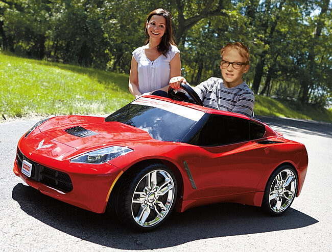 Click image for larger version

Name:	Louie Detroit in Corvette.jpg
Views:	1
Size:	492.4 KB
ID:	99744