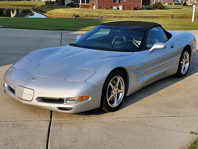 2003 Corvette silver 3.jpg