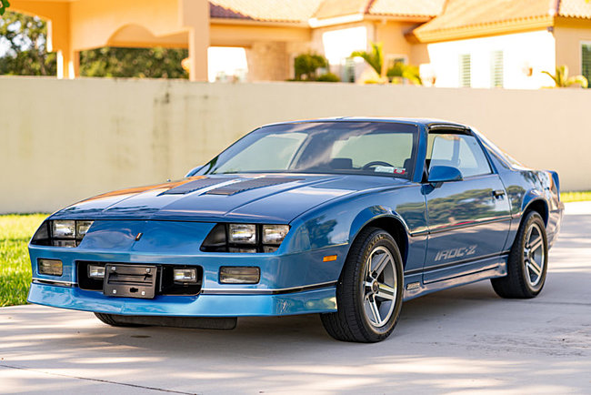 Click image for larger version

Name:	1985_chevrolet_camaro_z28_iroc-z_15635702929f98764da1985_chevrolet_camaro_z28_iroc-z_1563570290f.jpg
Views:	3
Size:	140.5 KB
ID:	34612