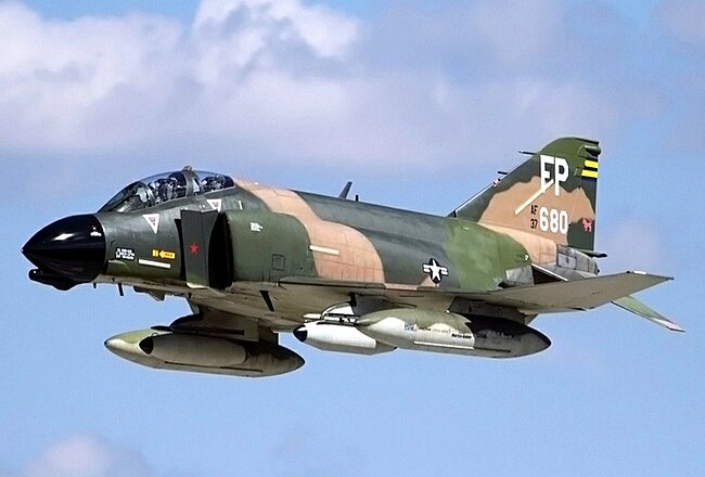 09903b387a28b9426ccaf1e02ba3e482--fighter-aircraft-fighter-jets.jpg