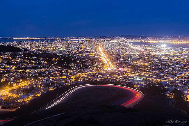 Click image for larger version

Name:	San Francisco from the Twin Peaks overlook.jpg
Views:	5
Size:	1.35 MB
ID:	21964