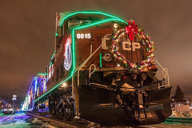 Click image for larger version

Name:	9815-holiday-train-winnipeg-20131202.jpg
Views:	3
Size:	114.2 KB
ID:	62109