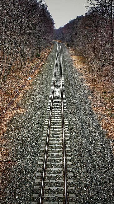 rail tracks.jpg