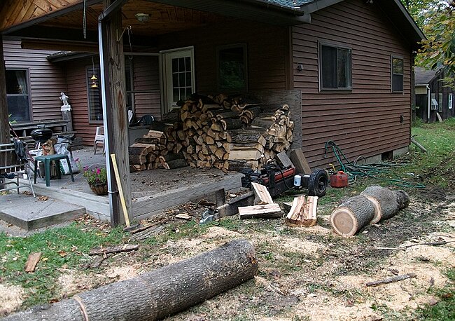 Click image for larger version

Name:	Firewood - Oct 20 10 003.JPG
Views:	0
Size:	327.2 KB
ID:	99108